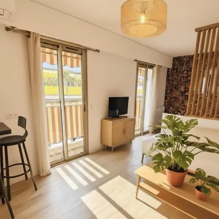 Lejlighed New - Golden Square - Large One-bedroom - Air-conditioning - Parking Nice